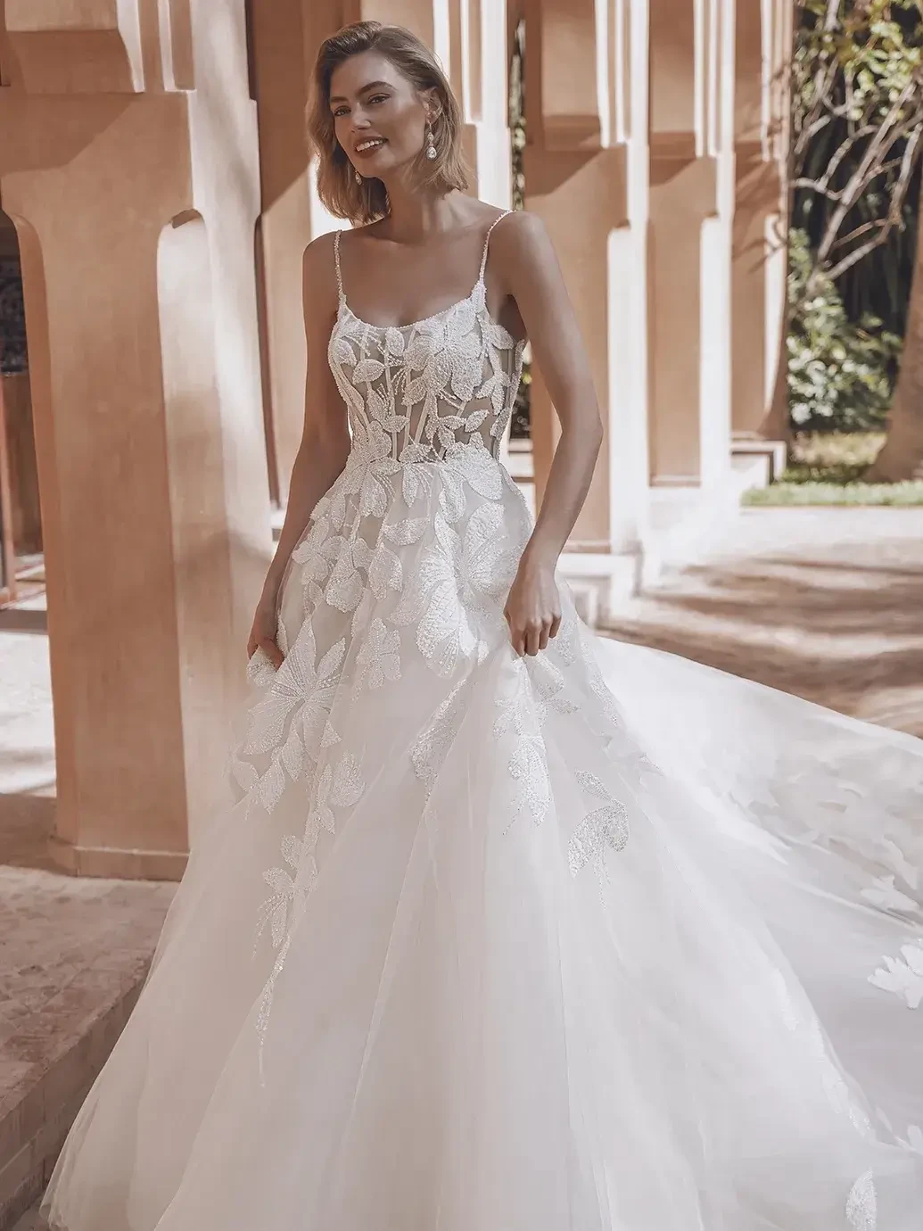 Organza &amp; Elegance: Statement Fall Gowns with Volume and Flair Image